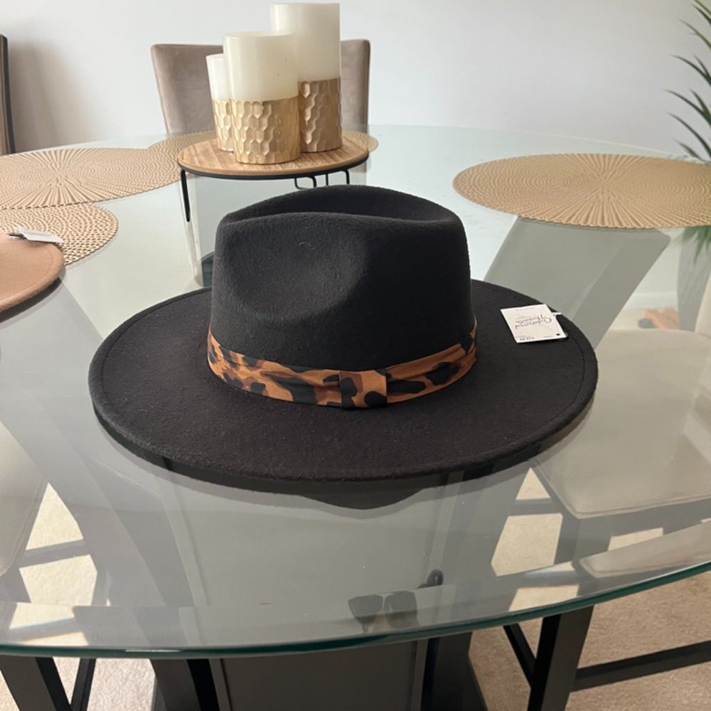 Cedarwood Threads Black Hat